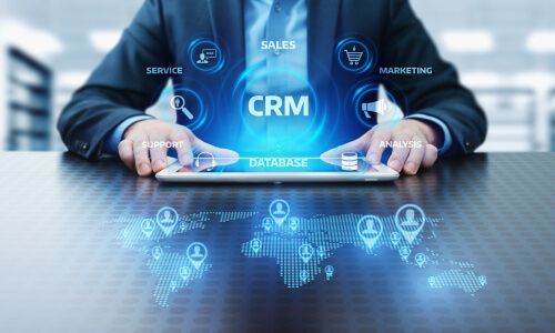 Descubra como a sua empresa de Joinville pode se beneficiar com o uso de um CRM para melhorar a taxa de conversão de leads, melhorar as taxas e alavancar as vendas.
